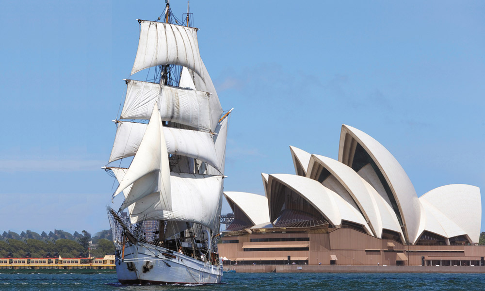Tall Ship Lunch Cruise on Sydney Harbour